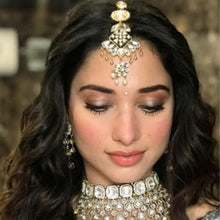 Load image into Gallery viewer, Bahaar Maang Tika (Tamannah Bhatia)
