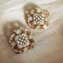 Load image into Gallery viewer, Suhaaya Mini Studs