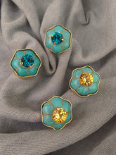 Load image into Gallery viewer, Belinda Studs