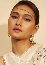 Load image into Gallery viewer, Capri Pyramid Studs (Sai Tamhankar, Manushi Chhilar)