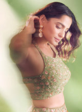 Load image into Gallery viewer, Sanah Danglers (Priya Bapat)