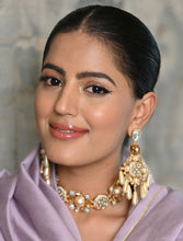 Load image into Gallery viewer, Ruhaan Earrings (Tara Sutaria)