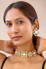 Load image into Gallery viewer, Veda Choker Set