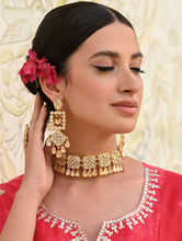 Load image into Gallery viewer, Zahara Earrings