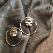 Load image into Gallery viewer, Capri Hoops