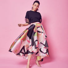 Load image into Gallery viewer, Beaten Hoops (Karisma Kapoor)