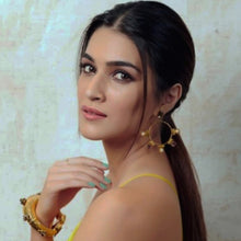 Load image into Gallery viewer, Dina Hoops (Kriti Sanon)
