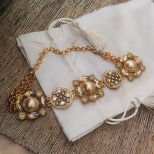 Load image into Gallery viewer, Veda Choker Set