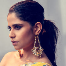 Load image into Gallery viewer, Afshaan Jhoomer Earrings (Sai Tamhankar)