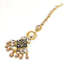 Load image into Gallery viewer, Bahaar Maang Tika (Tamannah Bhatia)