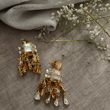 Load image into Gallery viewer, Chandelier Drop Earrings