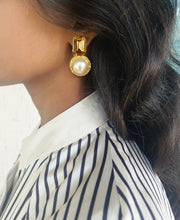 Load image into Gallery viewer, Tel Mini Studs