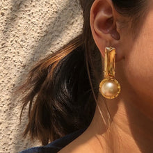 Load image into Gallery viewer, Tel Maxi Studs