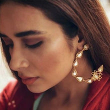 Load image into Gallery viewer, Seville Hoops