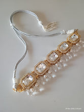 Load image into Gallery viewer, Araana Pearl Crystal Choker
