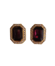Load image into Gallery viewer, Araana Jewelled Studs
