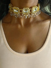 Load image into Gallery viewer, Araana Pearl Crystal Choker Set
