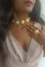 Load image into Gallery viewer, Bella Pearl Necklace

