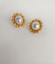 Load image into Gallery viewer, Bella Pearl Studs
