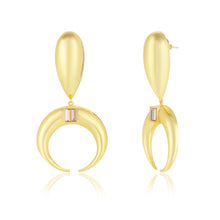 Load image into Gallery viewer, Copa Drop Earrings
