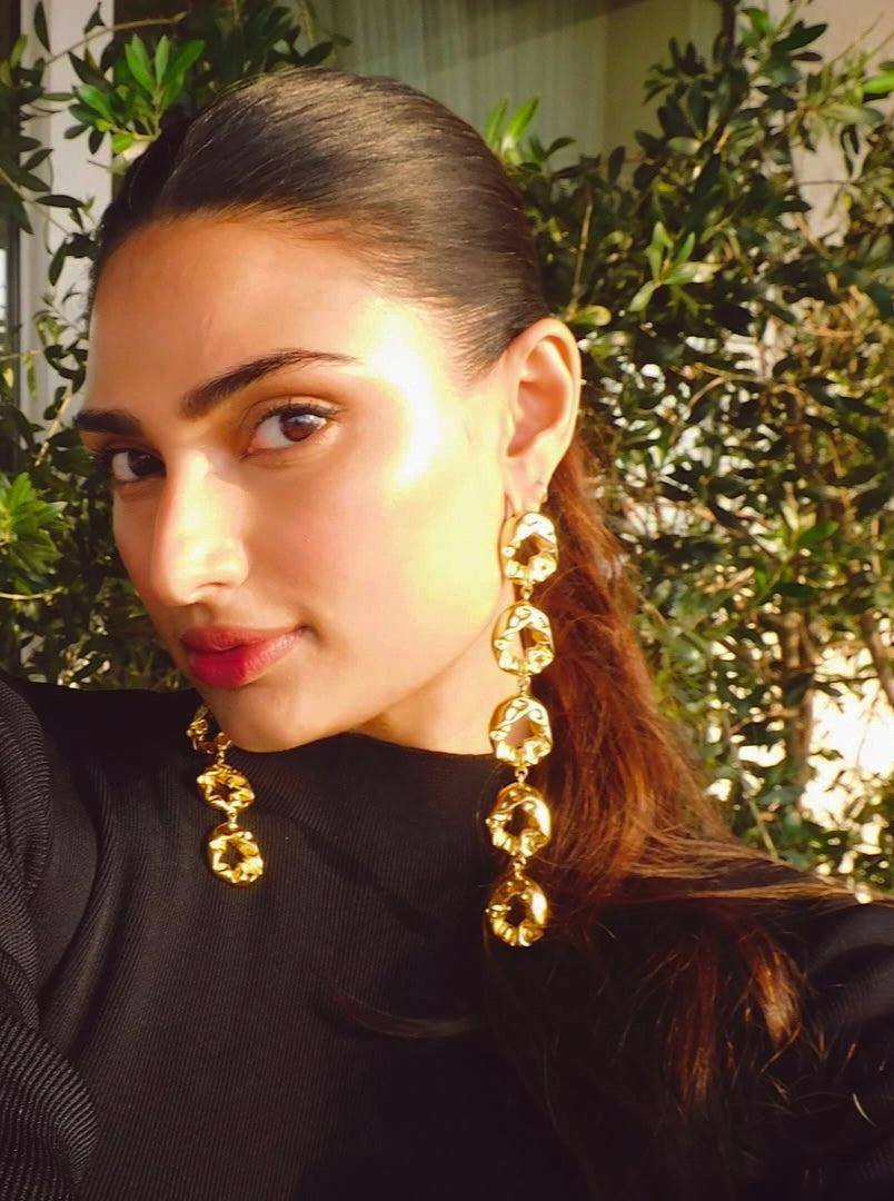 Pebble Molten Danglers (Athiya Shetty)