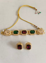 Load image into Gallery viewer, Araana Multijewelled Choker Set
