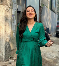 Load image into Gallery viewer, Cayla Chunky Hoops (Karisma Kapoor, Sanjana Sanghi)
