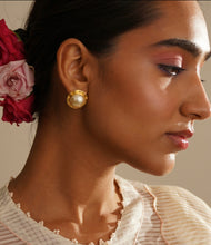 Load image into Gallery viewer, Pearl Luxe Studs (Sharvari Wagh, Mrunal Thakur, Manushi Chhilar)
