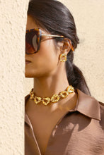 Load image into Gallery viewer, Pebble Molten Studs (Kareena Kapoor Khan)

