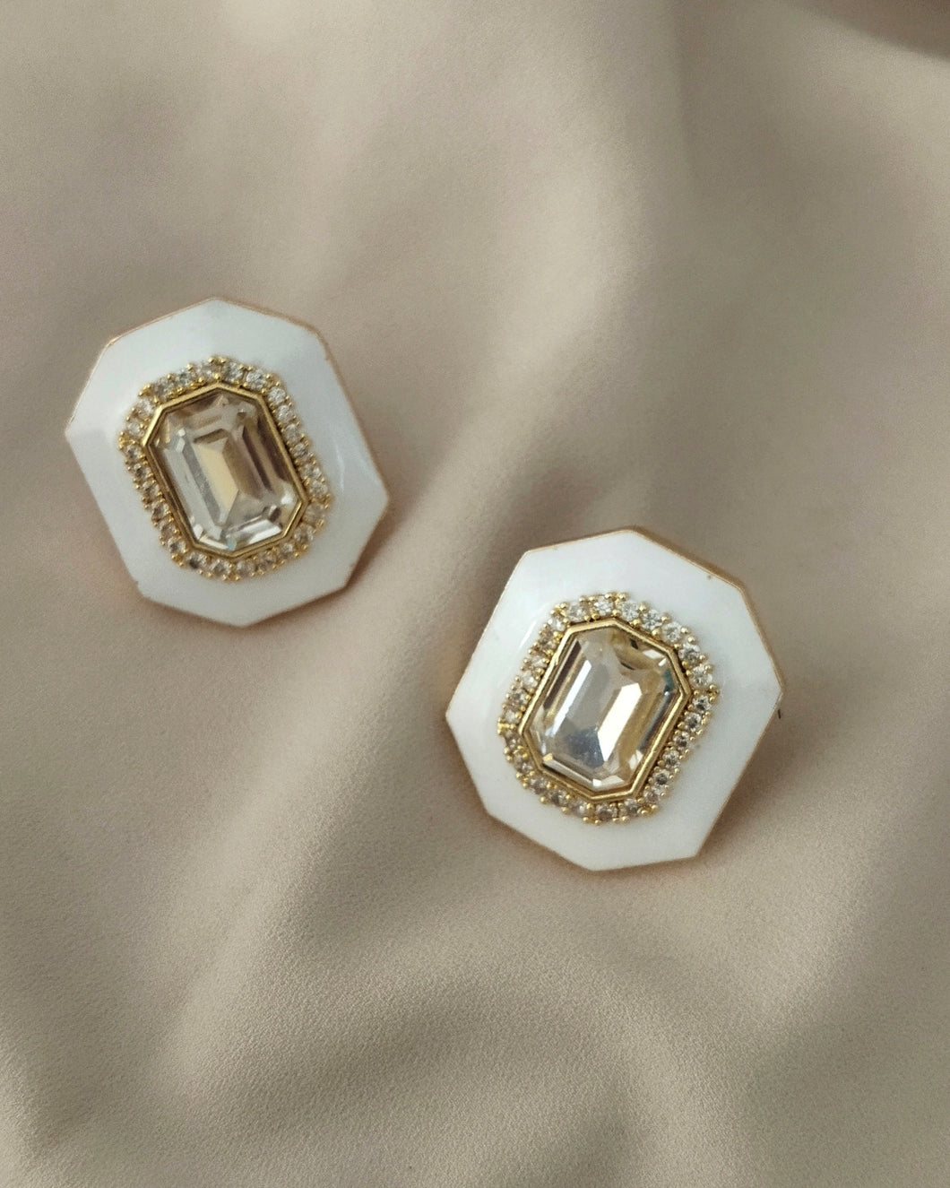 Tira Enamel Swarovski Studs
