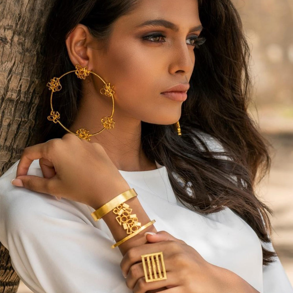 Acaba Geometric Hoops