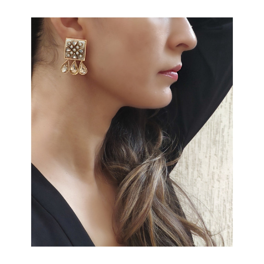 Viana Mini Studs