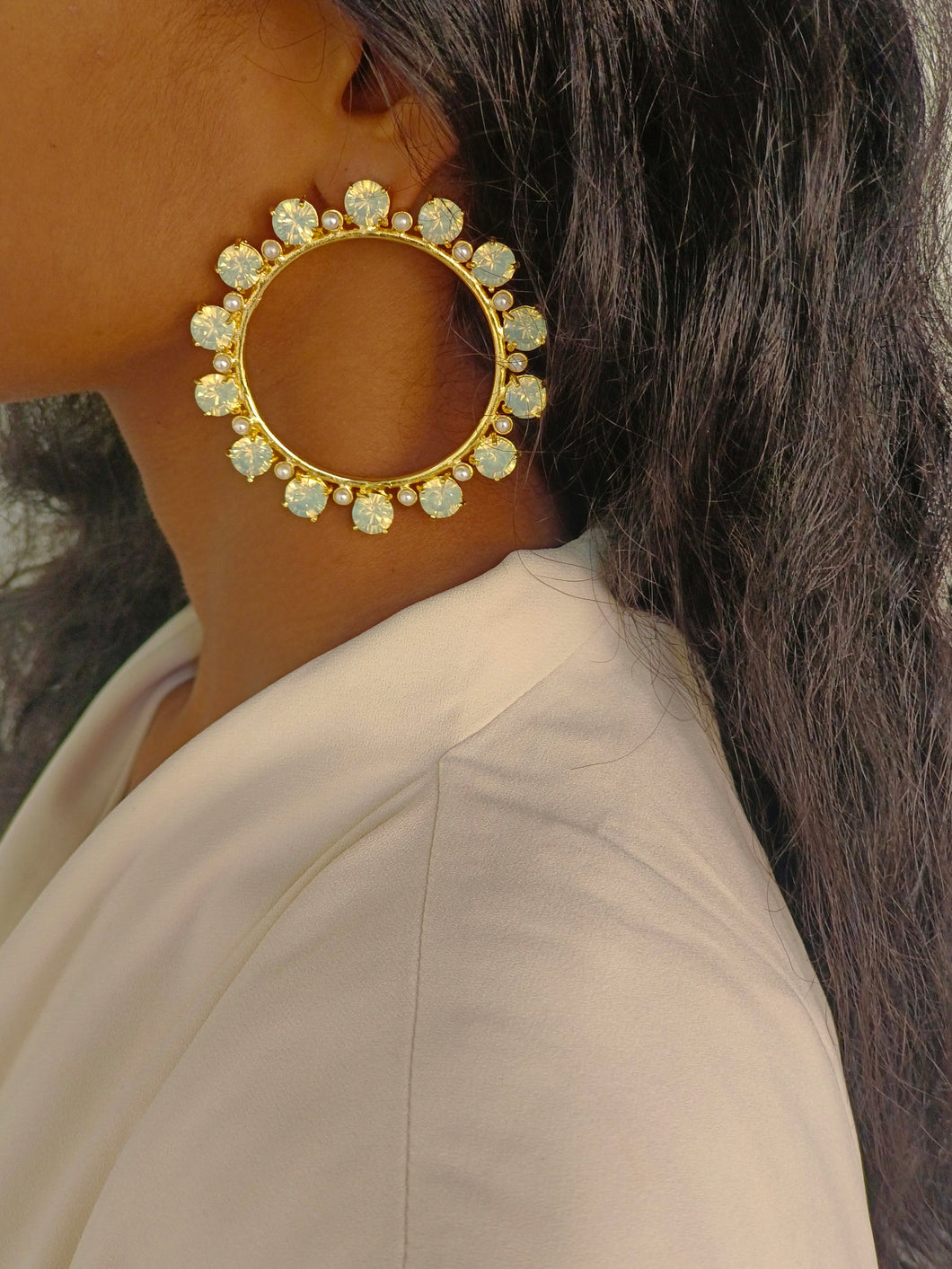Ruhi Hoops